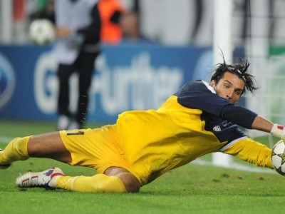 开云官方网站-世纪对决！内马尔主帅豪言，今晚必须击败本泽马，否则辞职！世纪对决！内马尔主帅立军令状，不胜本泽马就辞职